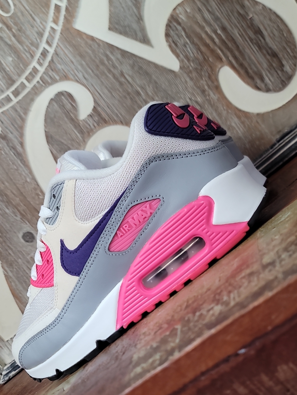Nike Women's Air Max 90 'Laser Pink' (Great Condition) Fast Shipping